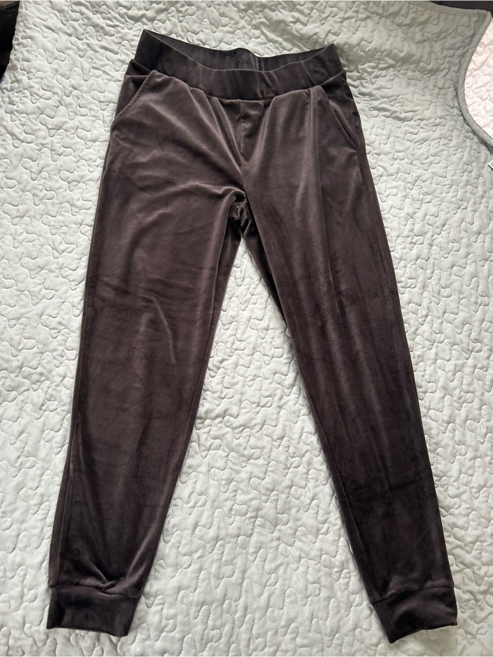 Time and Tru Black Velvet Joggers with Cuffed Ankles
